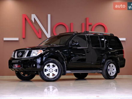 Черный Ниссан Патфайндер, объемом двигателя 3.95 л и пробегом 258 тыс. км за 8900 $, фото 1 на Automoto.ua
