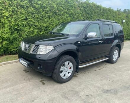 Чорний Ніссан Патфайндер, об'ємом двигуна 2.5 л та пробігом 235 тис. км за 3100 $, фото 1 на Automoto.ua