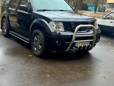 Черный Ниссан Патфайндер, объемом двигателя 4 л и пробегом 267 тыс. км за 10500 $, фото 1 на Automoto.ua