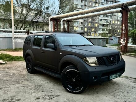 Ніссан Патфайндер 2005 у Дніпро (Дніпропетровську) на Automoto.ua Чорний Ніссан Патфайндер, об'ємом двигуна 2.5 л та пробігом 310 тис. км за 7600 $, фото 1 на Automoto.ua