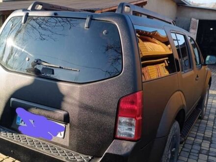 Черный Ниссан Патфайндер, объемом двигателя 2.5 л и пробегом 3 тыс. км за 6500 $, фото 1 на Automoto.ua