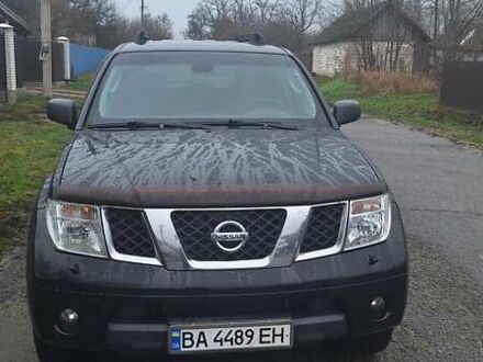 Черный Ниссан Патфайндер, объемом двигателя 2.49 л и пробегом 348 тыс. км за 8300 $, фото 1 на Automoto.ua