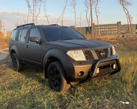 Черный Ниссан Патфайндер, объемом двигателя 2.5 л и пробегом 122 тыс. км за 4200 $, фото 1 на Automoto.ua