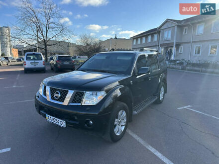 Чорний Ніссан Патфайндер, об'ємом двигуна 3.95 л та пробігом 130 тис. км за 7500 $, фото 1 на Automoto.ua