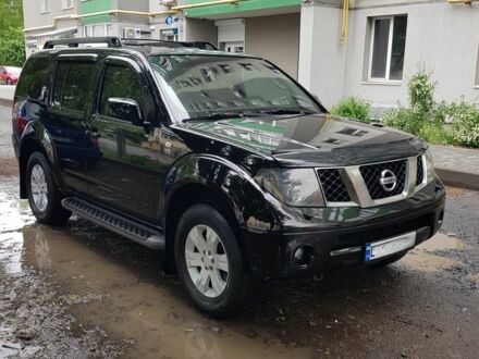 Ніссан Патфайндер 2006 у Полтаві на Automoto.ua Чорний Ніссан Патфайндер, об'ємом двигуна 0 л та пробігом 239 тис. км за 9000 $, фото 1 на Automoto.ua