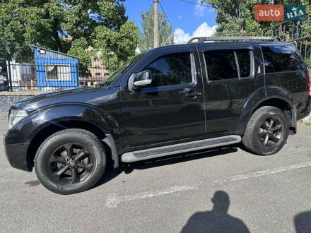 Ниссан Патфайндер 2007 в Киеве на Automoto.ua Черный Ниссан Патфайндер, объемом двигателя 2.49 л и пробегом 240 тыс. км за 10900 $, фото 1 на Automoto.ua