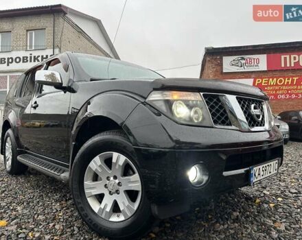 Ниссан Патфайндер 2007 в Смеле на Automoto.ua Черный Ниссан Патфайндер, объемом двигателя 4 л и пробегом 300 тыс. км за 9500 $, фото 1 на Automoto.ua