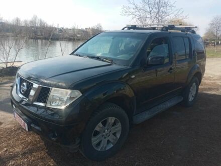 Ниссан Патфайндер 2007 в Белой Церкве на Automoto.ua Черный Ниссан Патфайндер, объемом двигателя 2.5 л и пробегом 360 тыс. км за 6300 $, фото 1 на Automoto.ua
