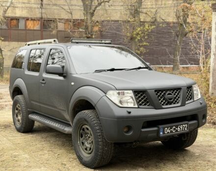 Черный Ниссан Патфайндер, объемом двигателя 0 л и пробегом 170 тыс. км за 4700 $, фото 1 на Automoto.ua