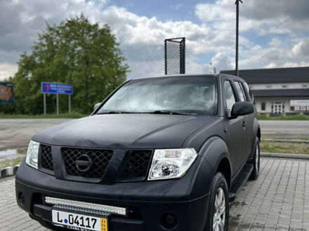 Ниссан Патфайндер 2010 в Ивано-Франковске на Automoto.ua Черный Ниссан Патфайндер, объемом двигателя 2.5 л и пробегом 269 тыс. км за 8500 $, фото 1 на Automoto.ua