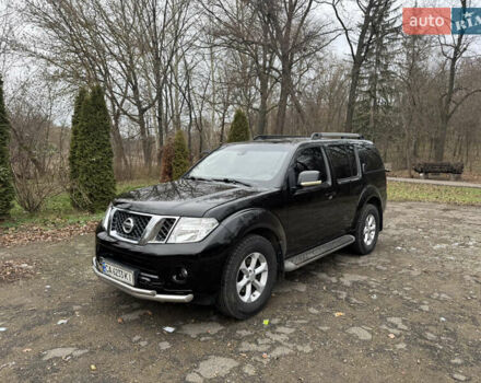 Черный Ниссан Патфайндер, объемом двигателя 2.49 л и пробегом 287 тыс. км за 10900 $, фото 1 на Automoto.ua