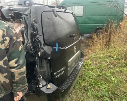 Черный Ниссан Патфайндер, объемом двигателя 2.5 л и пробегом 200 тыс. км за 4700 $, фото 1 на Automoto.ua