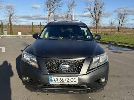 Черный Ниссан Патфайндер, объемом двигателя 3.5 л и пробегом 200 тыс. км за 12000 $, фото 1 на Automoto.ua