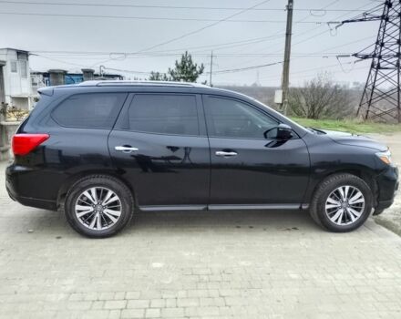 Черный Ниссан Патфайндер, объемом двигателя 3.5 л и пробегом 186 тыс. км за 14700 $, фото 1 на Automoto.ua