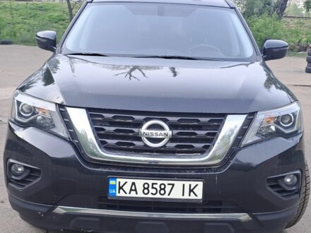 Ниссан Патфайндер 2016 в Киеве на Automoto.ua Черный Ниссан Патфайндер, объемом двигателя 0 л и пробегом 96 тыс. км за 16500 $, фото 1 на Automoto.ua