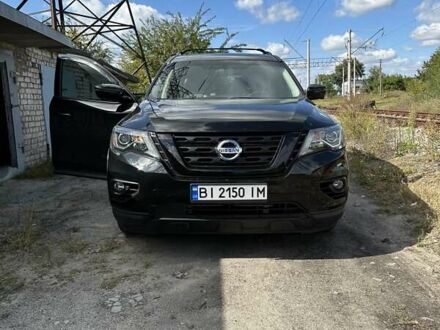 Черный Ниссан Патфайндер, объемом двигателя 3.5 л и пробегом 84 тыс. км за 21000 $, фото 1 на Automoto.ua