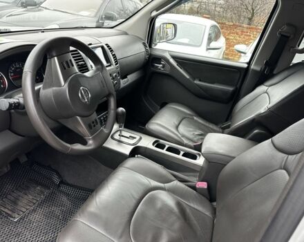 Коричневый Ниссан Патфайндер, объемом двигателя 4 л и пробегом 270 тыс. км за 9700 $, фото 5 на Automoto.ua