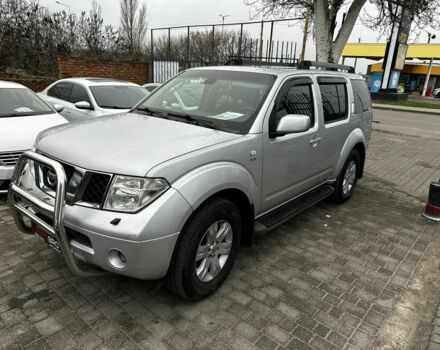 Коричневый Ниссан Патфайндер, объемом двигателя 4 л и пробегом 270 тыс. км за 9700 $, фото 3 на Automoto.ua