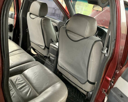 Червоний Ніссан Патфайндер, об'ємом двигуна 2.5 л та пробігом 300 тис. км за 4300 $, фото 11 на Automoto.ua