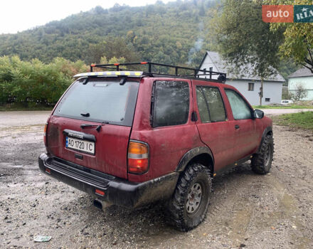 Червоний Ніссан Патфайндер, об'ємом двигуна 2.5 л та пробігом 300 тис. км за 4300 $, фото 8 на Automoto.ua