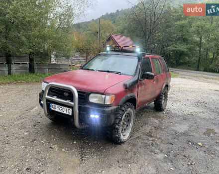 Червоний Ніссан Патфайндер, об'ємом двигуна 2.5 л та пробігом 300 тис. км за 4300 $, фото 5 на Automoto.ua