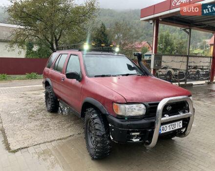Червоний Ніссан Патфайндер, об'ємом двигуна 2.5 л та пробігом 300 тис. км за 4300 $, фото 15 на Automoto.ua
