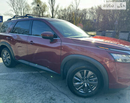 Червоний Ніссан Патфайндер, об'ємом двигуна 3.5 л та пробігом 27 тис. км за 33000 $, фото 5 на Automoto.ua