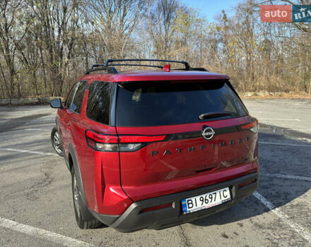 Червоний Ніссан Патфайндер, об'ємом двигуна 3.5 л та пробігом 27 тис. км за 33000 $, фото 7 на Automoto.ua