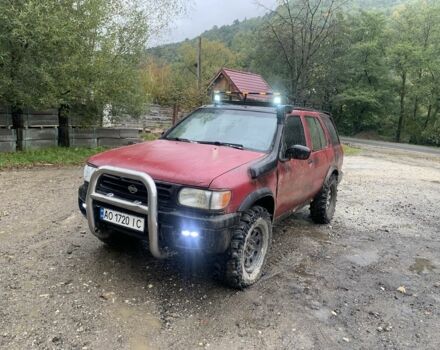 Червоний Ніссан Патфайндер, об'ємом двигуна 3.3 л та пробігом 300 тис. км за 4300 $, фото 1 на Automoto.ua