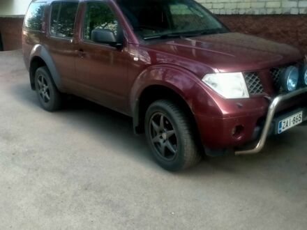 Ниссан Патфайндер 2007 в Житомире на Automoto.ua Красный Ниссан Патфайндер, объемом двигателя 2.5 л и пробегом 370 тыс. км за 5150 $, фото 1 на Automoto.ua