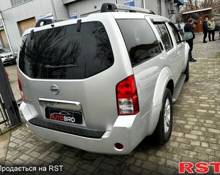 Ниссан Патфайндер, объемом двигателя 4 л и пробегом 270 тыс. км за 9800 $, фото 4 на Automoto.ua