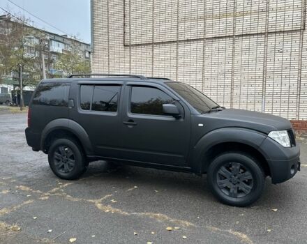 Ниссан Патфайндер, объемом двигателя 2.5 л и пробегом 333 тыс. км за 4800 $, фото 3 на Automoto.ua