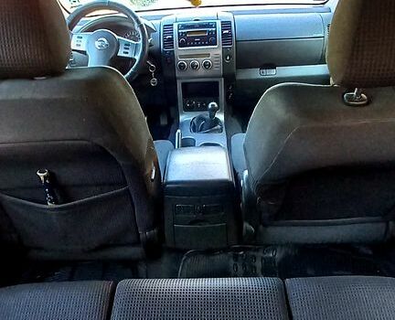 Ніссан Патфайндер, об'ємом двигуна 2.5 л та пробігом 400 тис. км за 8000 $, фото 3 на Automoto.ua