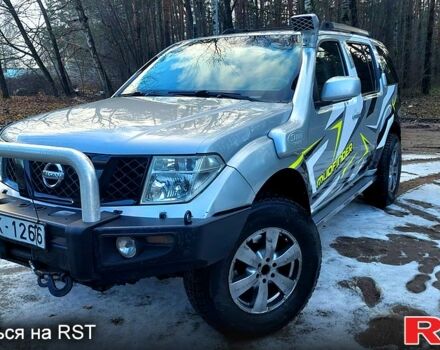 Ниссан Патфайндер, объемом двигателя 2.5 л и пробегом 333 тыс. км за 9000 $, фото 5 на Automoto.ua