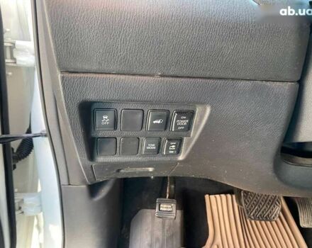 Ниссан Патфайндер 2014 в Львове на Automoto.ua Ниссан Патфайндер, объемом двигателя 0 л и пробегом 254 тыс. км за 12900 $, фото 12 на Automoto.ua