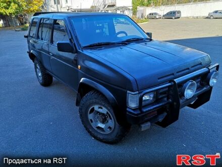 Ніссан Патфайндер 1991 у Києві на Automoto.ua Ніссан Патфайндер, об'ємом двигуна 3 л та пробігом 211 тис. км за 4000 $, фото 1 на Automoto.ua