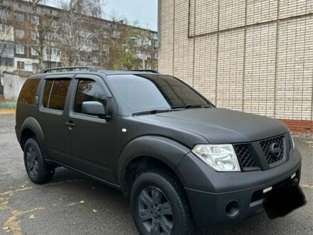 Ниссан Патфайндер, объемом двигателя 2.5 л и пробегом 333 тыс. км за 4800 $, фото 1 на Automoto.ua