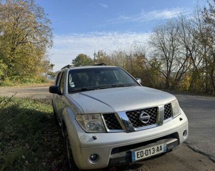 Ниссан Патфайндер 2007 в Ровно на Automoto.ua Серый Ниссан Патфайндер, объемом двигателя 2.5 л и пробегом 250 тыс. км за 2650 $, фото 1 на Automoto.ua