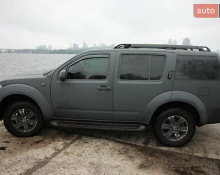 Ниссан Патфайндер 2005 в Днепре (Днепропетровске) на Automoto.ua Серый Ниссан Патфайндер, объемом двигателя 2.49 л и пробегом 285 тыс. км за 7600 $, фото 12 на Automoto.ua