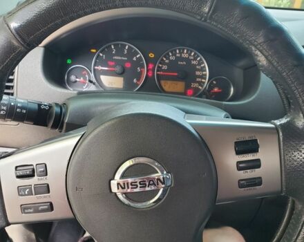 Сірий Ніссан Патфайндер, об'ємом двигуна 2.5 л та пробігом 320 тис. км за 9600 $, фото 12 на Automoto.ua