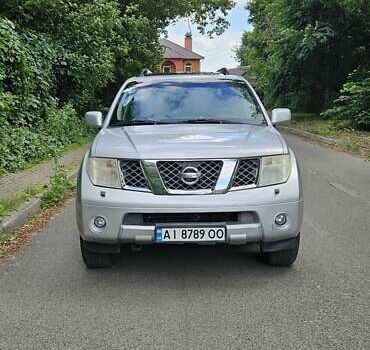 Сірий Ніссан Патфайндер, об'ємом двигуна 2.5 л та пробігом 192 тис. км за 9800 $, фото 6 на Automoto.ua