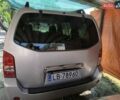 Сірий Ніссан Патфайндер, об'ємом двигуна 2.5 л та пробігом 335 тис. км за 5300 $, фото 4 на Automoto.ua