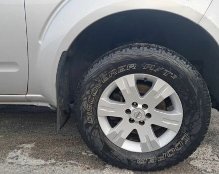 Серый Ниссан Патфайндер, объемом двигателя 2.5 л и пробегом 247 тыс. км за 3100 $, фото 11 на Automoto.ua