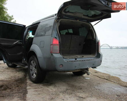 Ниссан Патфайндер 2005 в Днепре (Днепропетровске) на Automoto.ua Серый Ниссан Патфайндер, объемом двигателя 2.49 л и пробегом 285 тыс. км за 7600 $, фото 20 на Automoto.ua