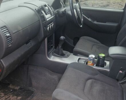 Сірий Ніссан Патфайндер, об'ємом двигуна 2.5 л та пробігом 285 тис. км за 4700 $, фото 7 на Automoto.ua