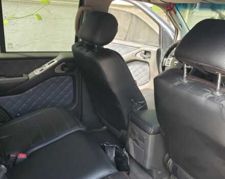 Сірий Ніссан Патфайндер, об'ємом двигуна 2.5 л та пробігом 320 тис. км за 9600 $, фото 6 на Automoto.ua