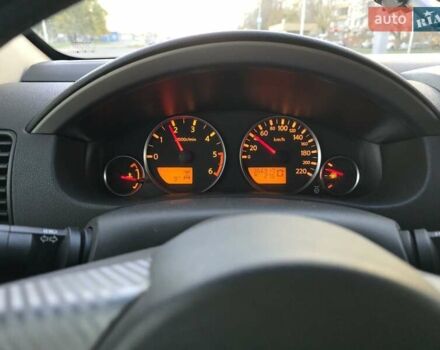 Серый Ниссан Патфайндер, объемом двигателя 2.49 л и пробегом 367 тыс. км за 12000 $, фото 5 на Automoto.ua