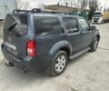 Сірий Ніссан Патфайндер, об'ємом двигуна 2.5 л та пробігом 175 тис. км за 4000 $, фото 1 на Automoto.ua