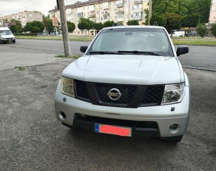 Серый Ниссан Патфайндер, объемом двигателя 2.5 л и пробегом 370 тыс. км за 4500 $, фото 3 на Automoto.ua