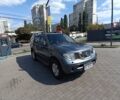 Серый Ниссан Патфайндер, объемом двигателя 2.49 л и пробегом 250 тыс. км за 10000 $, фото 1 на Automoto.ua